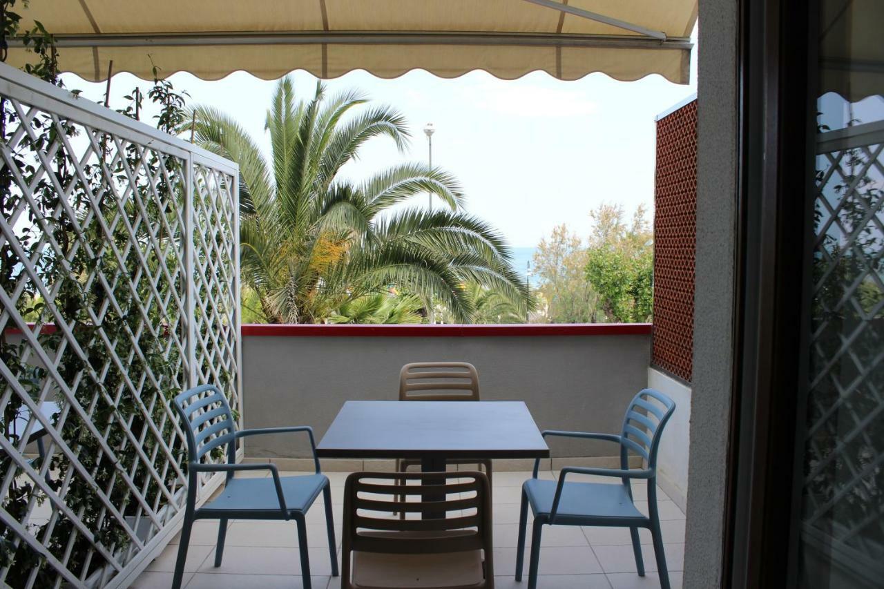 Sulmare Alba Adriatica Bed & Breakfast Eksteriør bilde